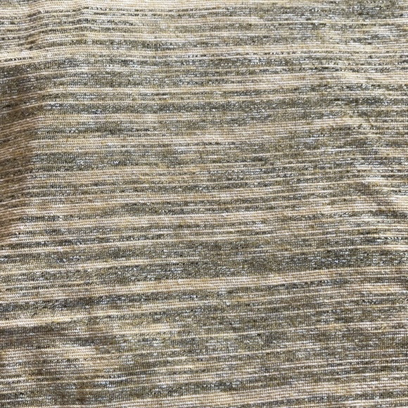 LuLaRoe Classic Tee Size Medium Heathered Mustard - Picture 2 of 2